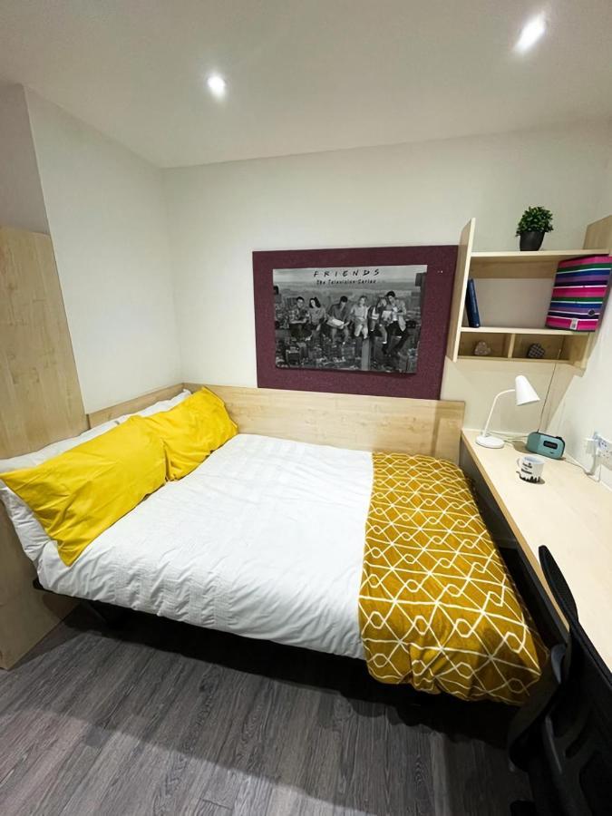 The Heights- Campus Accommodation 伯明翰 外观 照片